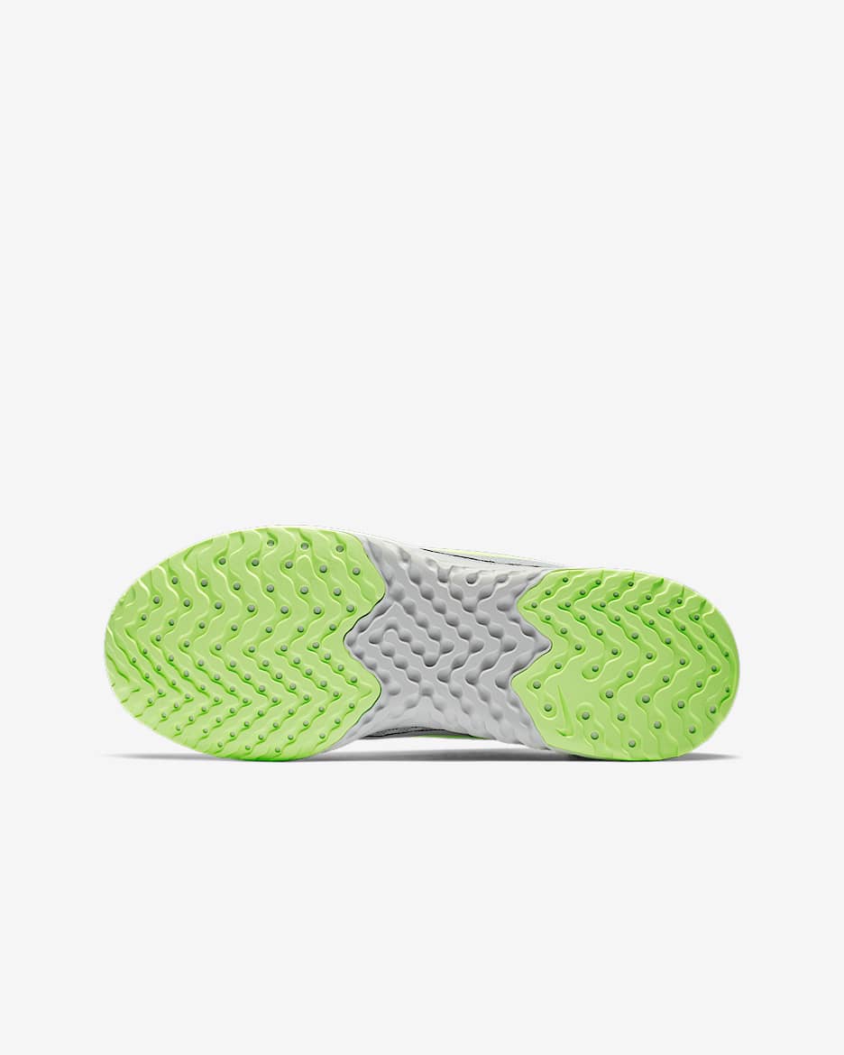 Nike legend react kids hot sale